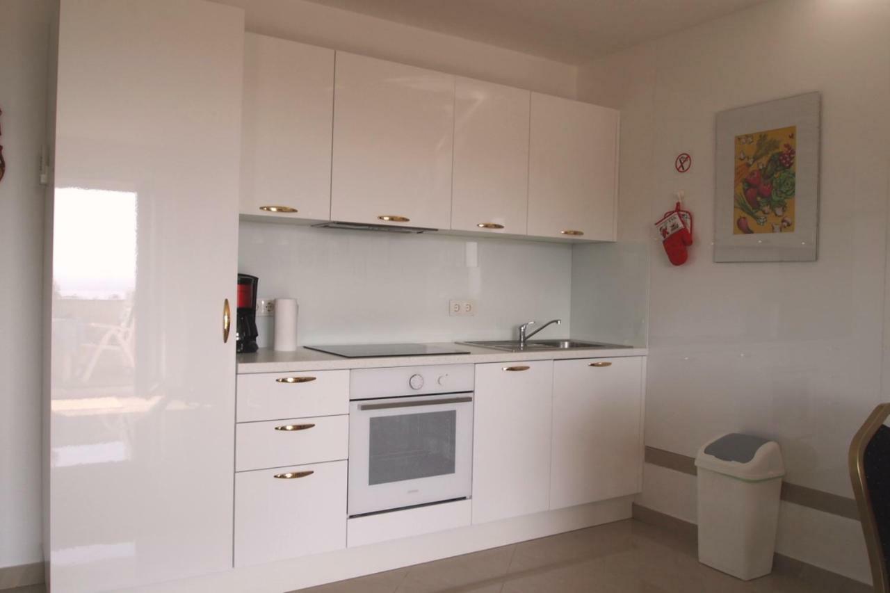 Open Hus Daire Krvavica Dış mekan fotoğraf